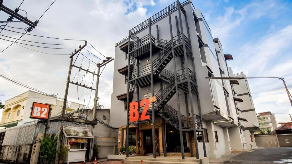 B2 Chiang Rai Night Bazaar Boutique & Budget Hotel Eksteriør bilde